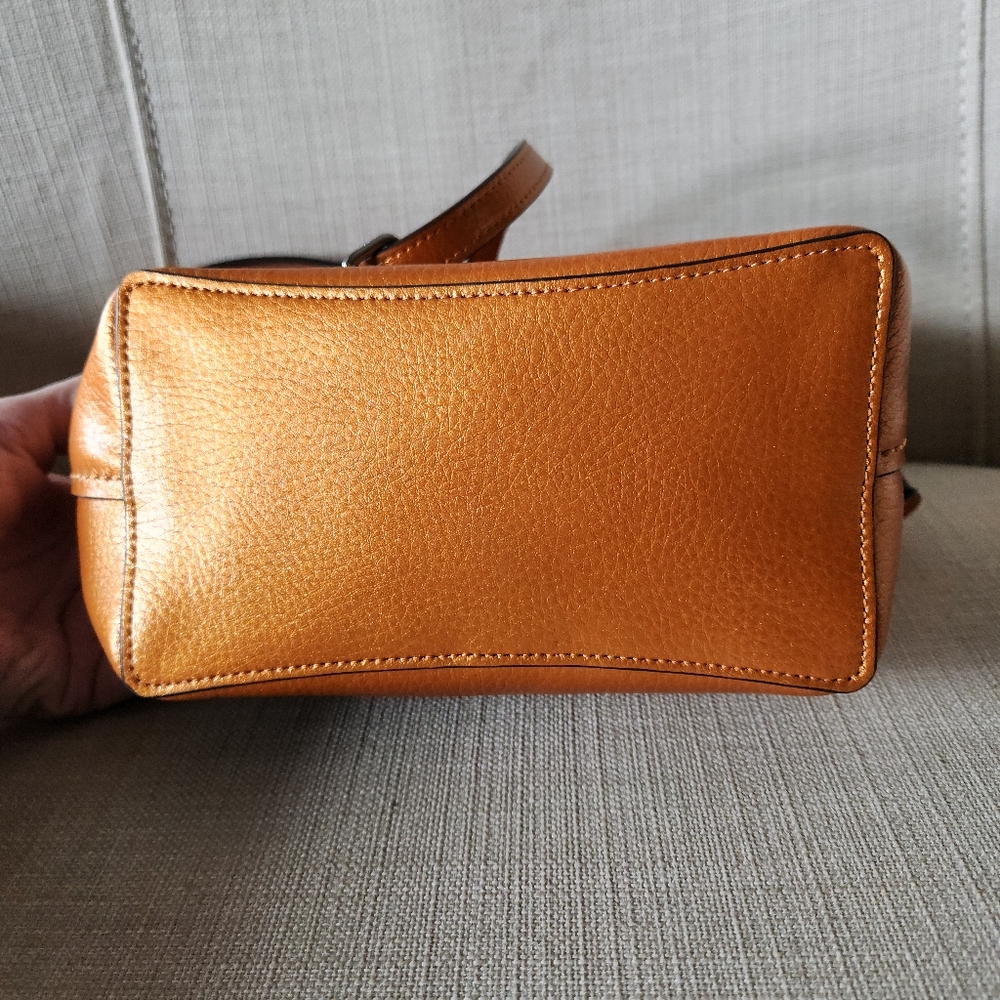 Coach Metallic Orange Leather Drawstring Crossbody - Picture 4 of 15